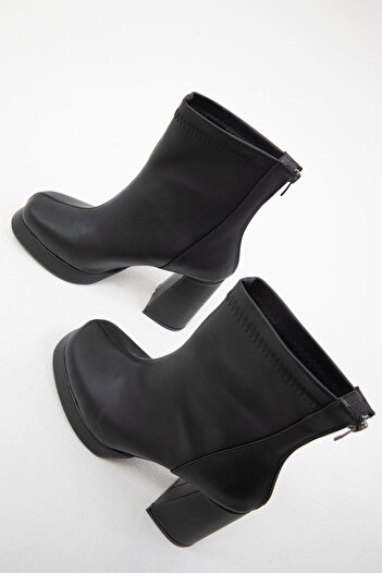 SOHO Women's Black Boots - 20031 Model Bootie