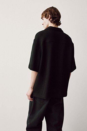 H&M Loose Fit Ribbed resort shirt