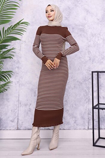 benguen 6104 Model Brown Striped Turtleneck Dress