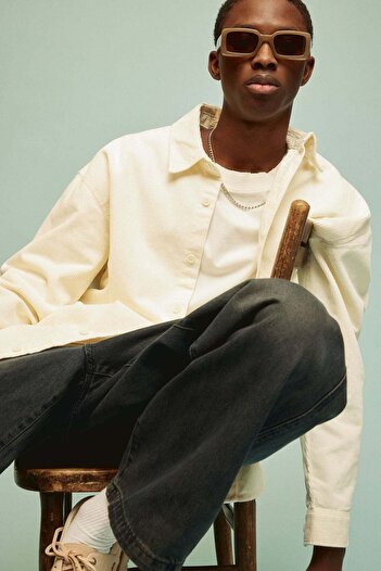 H&M Loose Fit Corduroy shirt
