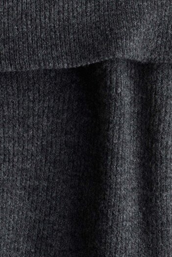 H&M Rib-knit off-the-shoulder jumper