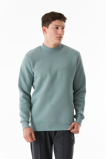 Fulla Moda 3 Thread Embossed Crew Neck Sweatshirt