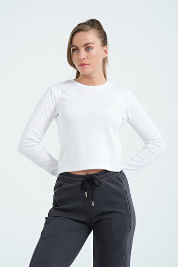 Owut Collection Women's Crew Neck Relaxed Fit Basic Blouse