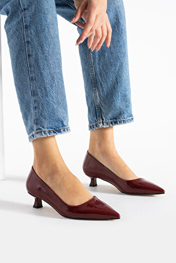 Elvis Patent Leather Women's Stiletto - Low Heeled Shoes (3) Cn