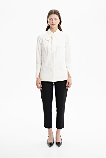 Aker Tie Tie Stylish Blouse