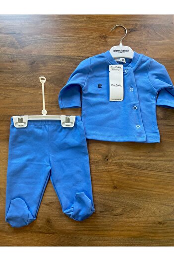 Pierre Cardin 2-Piece Set with Snap Booties on the Front