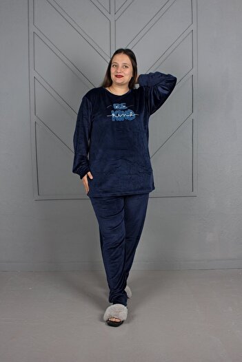 Truva XXL Plus Size Elastic Velvet Suit