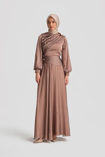 Armine Drapeli Ve Işlemeli Abiye Elbise 24k9914 Bronz