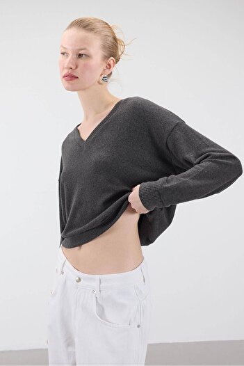 Addax V-Neck Long Sleeve Blouse B10763-K7