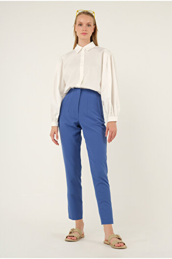 HEQA Pantaloni potriviți Indigo