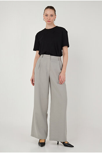 HEQA Wide Leg Pleated Trousers Light Gray