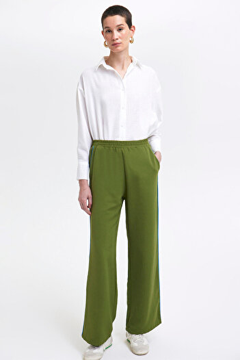 Touché Privé Linen Trousers - Wide Leg and Piping Detail