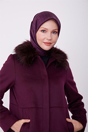 Armine Yakası Kürk Detaylı Önü Patlı Kaban 23k7814 Mürdüm