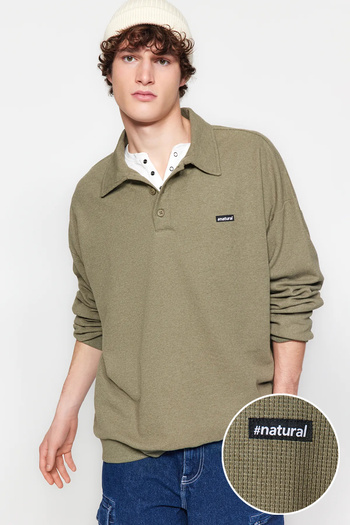 Trendyol Collection Light Khaki Oversize/Wide Cut Label Textured Polo Collar Unmarked Sweatshirt Tmnaw24Sw00224