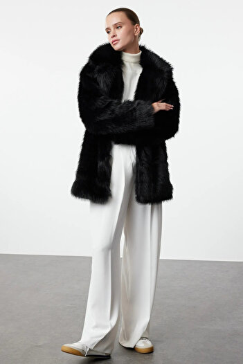Trendyol Collection Oversize Μαύρο Γούνινο Παλτό - TWOAW25MO00155