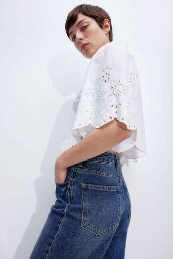 H&M Cropped broderie anglaise blouse