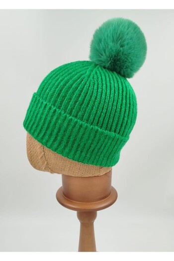 OnMyHead Pompom Beret