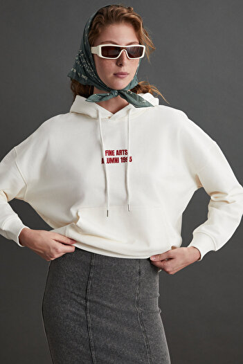 GRIMELANGE Joyner Women's Embroidery Detailed Ecru Sweatshirt