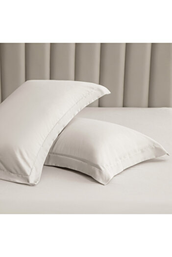 Donetella 2- Piece Microfiber Pillowcase Set - 50x75 cm with Envelope Closure