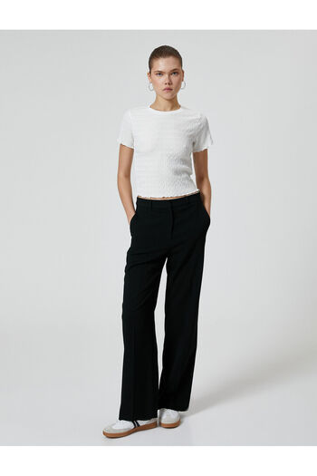 Koton Textured Crop Top - Krátký rukáv Crew Neck - Slim Fit Bürument