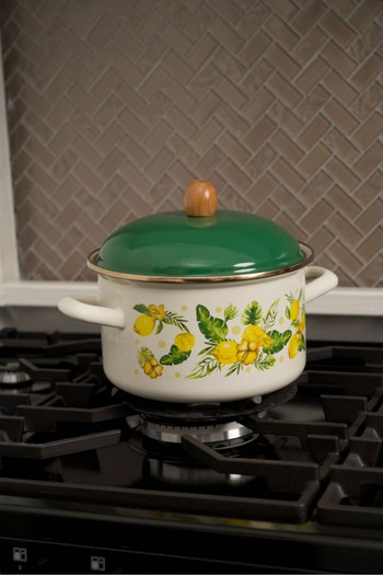 Miss Betty 20 cm Wide Enameled Citrus Pot
