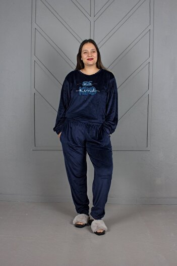 Truva XXL Plus Size Elastic Velvet Suit