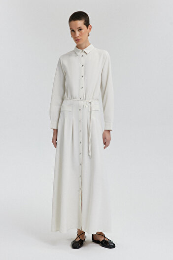 Touché Privé Linen Pleated Dress - Button Detail