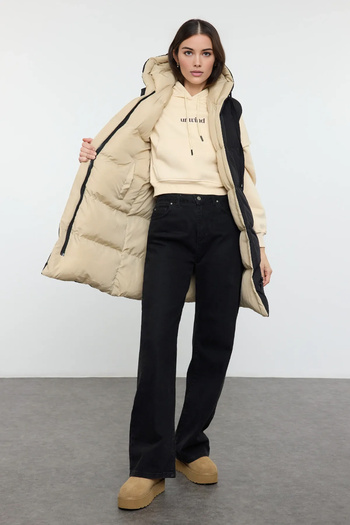 Trendyol Collection Vestă obișnuită din nurcă neagră TWOAW25YE00109