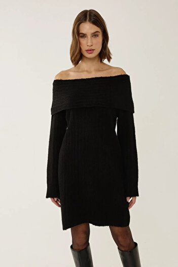 Hiccup Ριγέ πλεκτό φόρεμα Madonna Collar
