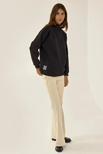Hiccup Relaxed Fit Half-High Collar Sweatshirt