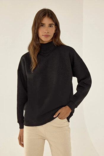 Hiccup Relaxed Fit Half-High Collar Sweatshirt