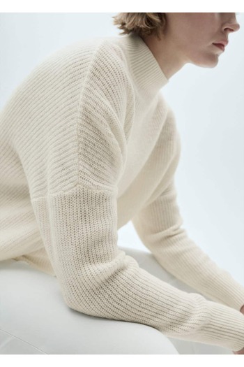 MANGO Woman 100% Wool Oversize Sweater