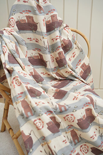 Tuğba Kuğu Printed Muslin Fabric |   Fishing Bears and Deer