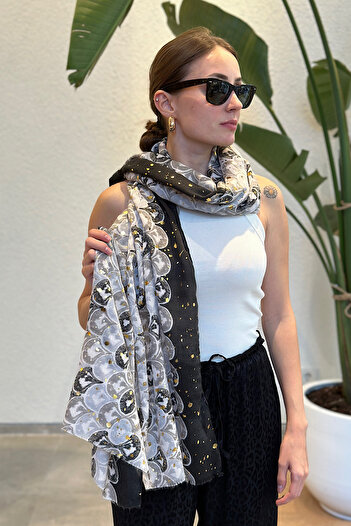 novon Minimal Oyster Design Premium Shawl with Gilding Effect
