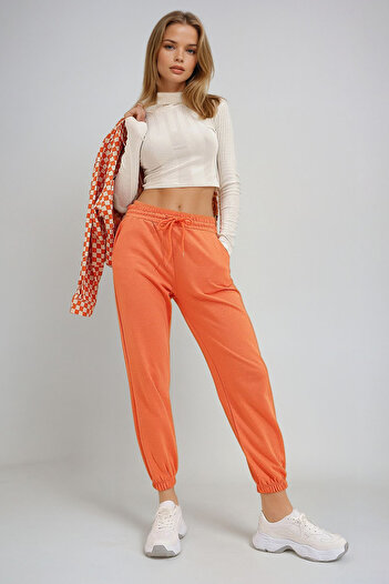 VAGGON Women's Orange Elastic Two Thread Sweatpants Prm0610