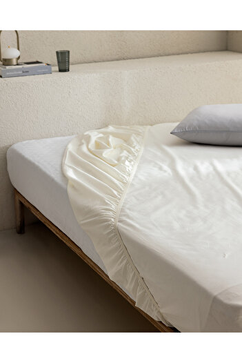 Madame Coco Manon Double Ecru Bed Sheet - 100% Cotton, Ranforce Elastic