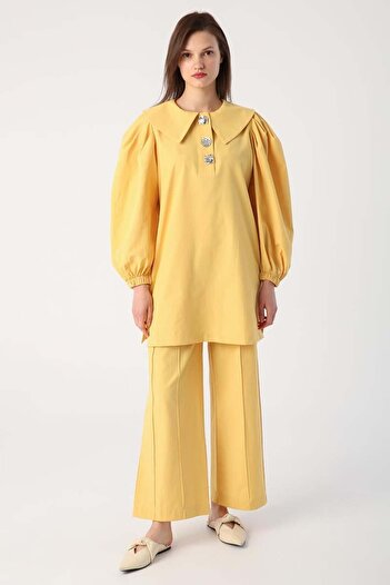 ALLDAY Yellow-Gold Buttoned Large Collar Trousers Suit