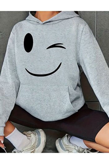 Medinenur Smiley Emoji Printed Hooded Sweatshirt