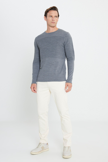 AC&Co / Altınyıldız Classics Men's Anthracite-melange Standard Fit Normal Cut Crew Neck Knitwear Sweater