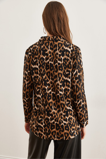 Olalook Women's Camel Leopard Draped Woven Viscose Shirtgml- 19001238