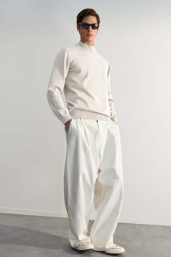 Trendyol Collection Ecru Regular Stehkragen Plain Pullover TMNAW24KZ00055