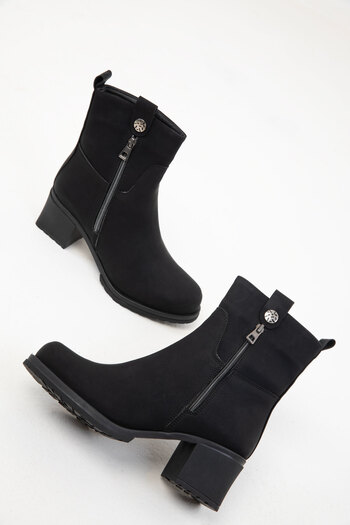 SOHO Black Matte Women's Boots & Booties 20045