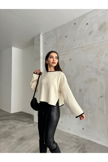 charm butik Women's Side Slit Embroidery Detailed Knitwear Sweater