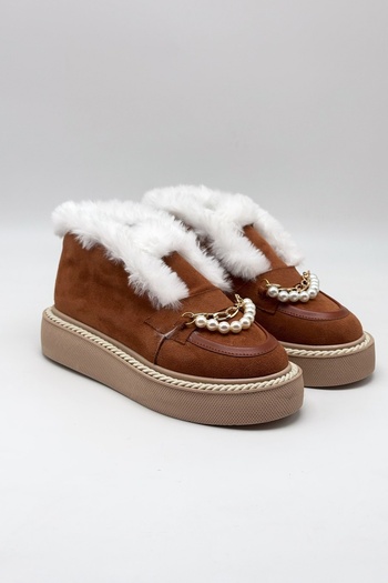 Shoebutik Γυναικείες μπότες Tricey Brown Suede Pearl Λεπτομέρεια Shearling