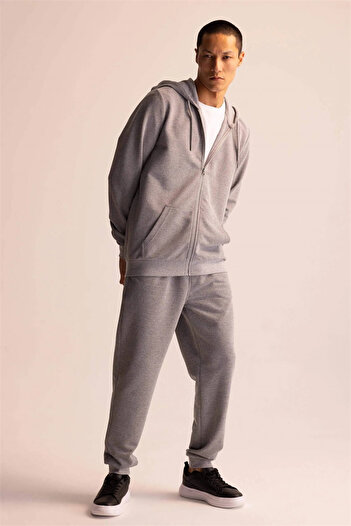 DeFacto Pike Jogger Sweatpants - Slim Fit, Lace-Up Waist, Elastic Leg, Pocket N0110Az24Sp