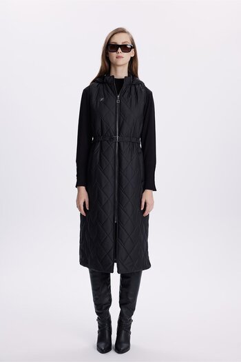 Zühre Hooded Long Quilted Black Puffer Vest Y-0060