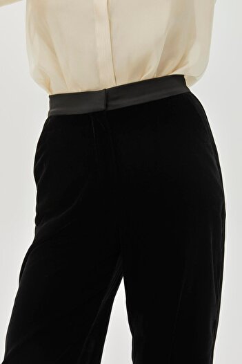 Exquise Straight Cut Velvet Black Trousers