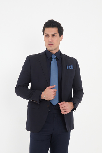 Brianze Navy Blue Patterned Tie and Handkerchief Set