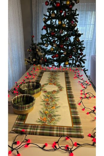 DOUBLE KNOT DESİGN Christmas Pinecone Themed Runner and 2 Basket Set, Home Decor