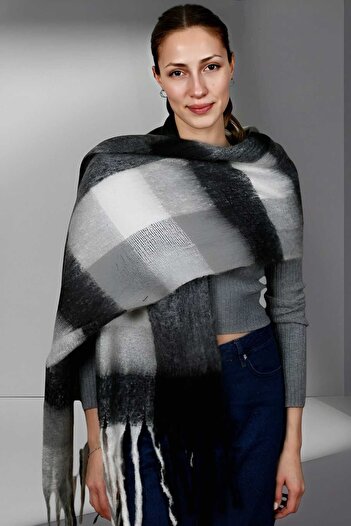 Trenderrs Women's Soft Textured Plaid Patterned Shoulder Shawl Scarf